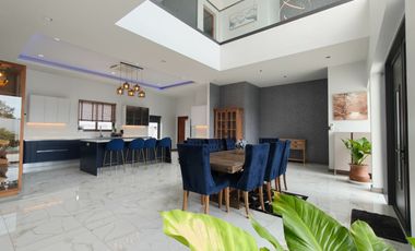 Villa zur Miete und zum Kauf mit 6 Zimmer in East Pattaya, Pattaya