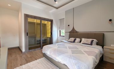 Villa zur Miete und zum Kauf mit 6 Zimmer in East Pattaya, Pattaya
