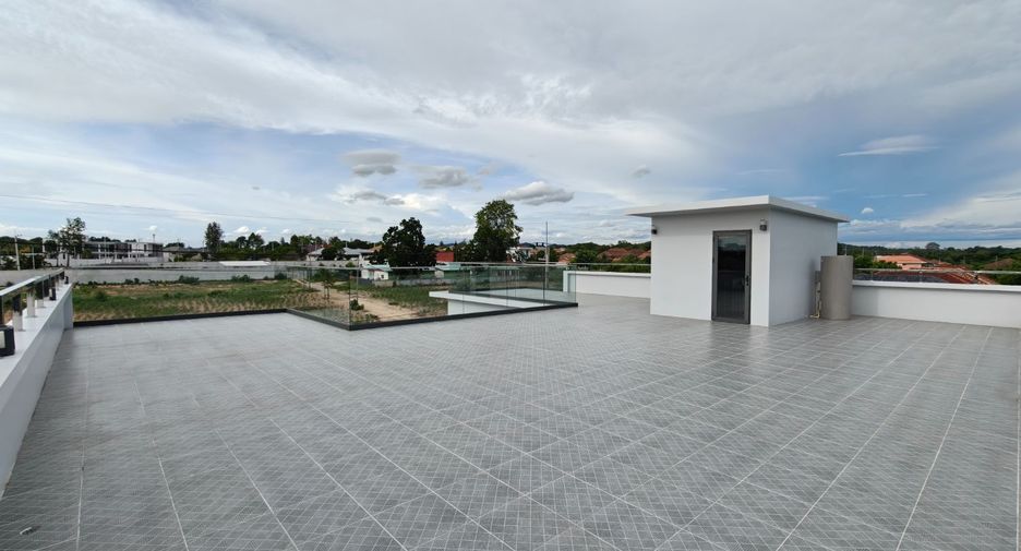 For rent and for sale 6 bedrooms villa in East Pattaya, Pattaya