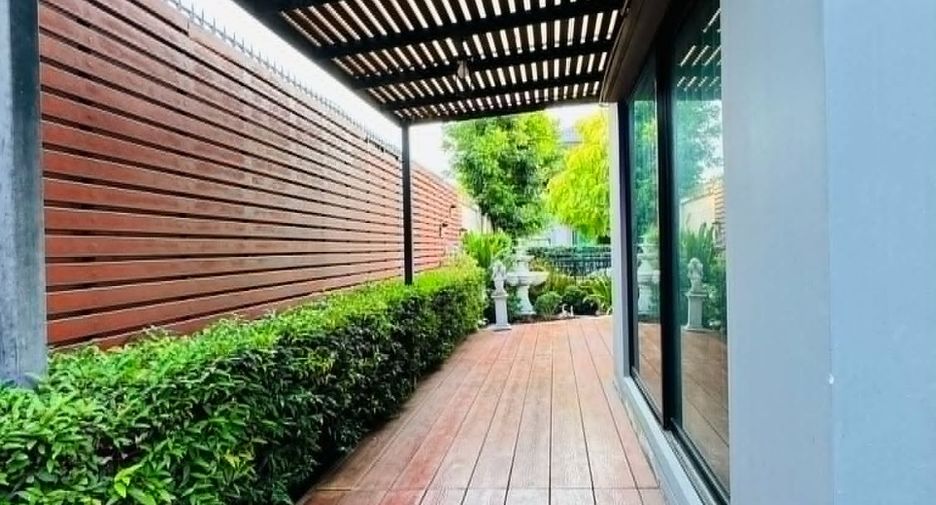 For sale 4 bedrooms house in Bang Kruai, Nonthaburi