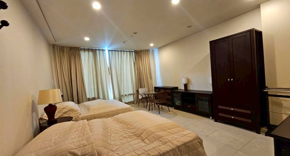 For sale 2 bedrooms condo in Pathum Wan, Bangkok