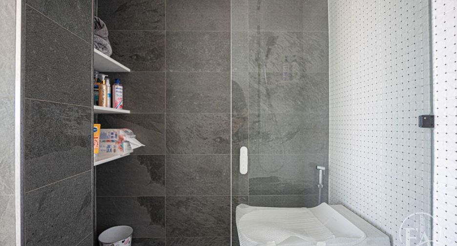 For sale 1 bed condo in North Pattaya, Pattaya