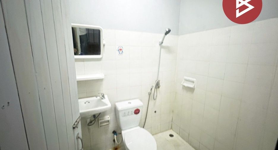 For sale 2 bedrooms townhouse in Bang Pakong, Chachoengsao