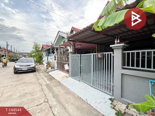 For sale 2 bedrooms townhouse in Bang Pakong, Chachoengsao