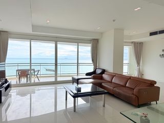 For rent 3 bedrooms condo in Bang Lamung, Chonburi