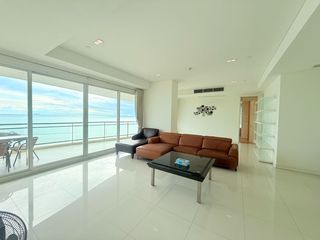 For rent 3 bedrooms condo in Bang Lamung, Chonburi