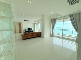 For rent 3 bedrooms condo in Bang Lamung, Chonburi