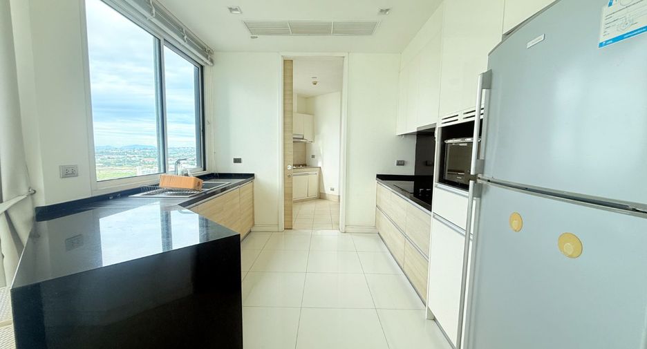 For rent 3 ベッドルーム condo in Jomtien, Pattaya