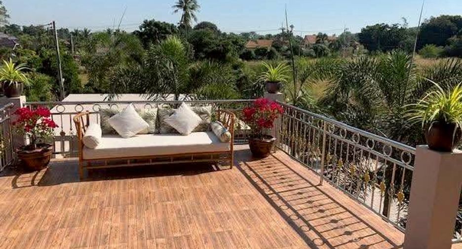For sale 4 bedrooms villa in Sattahip, Chonburi