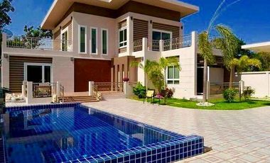 For sale 4 bedrooms villa in Sattahip, Chonburi