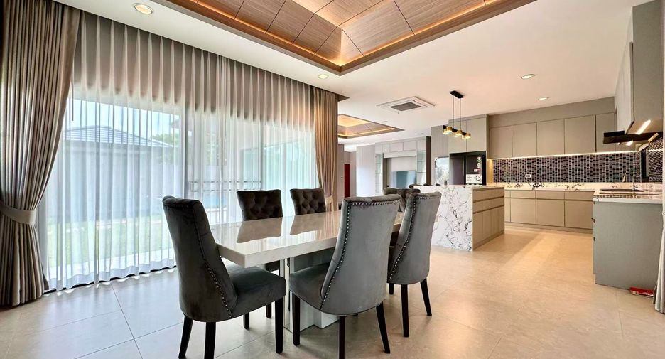 For sale 3 bedrooms house in Huay Yai, Pattaya