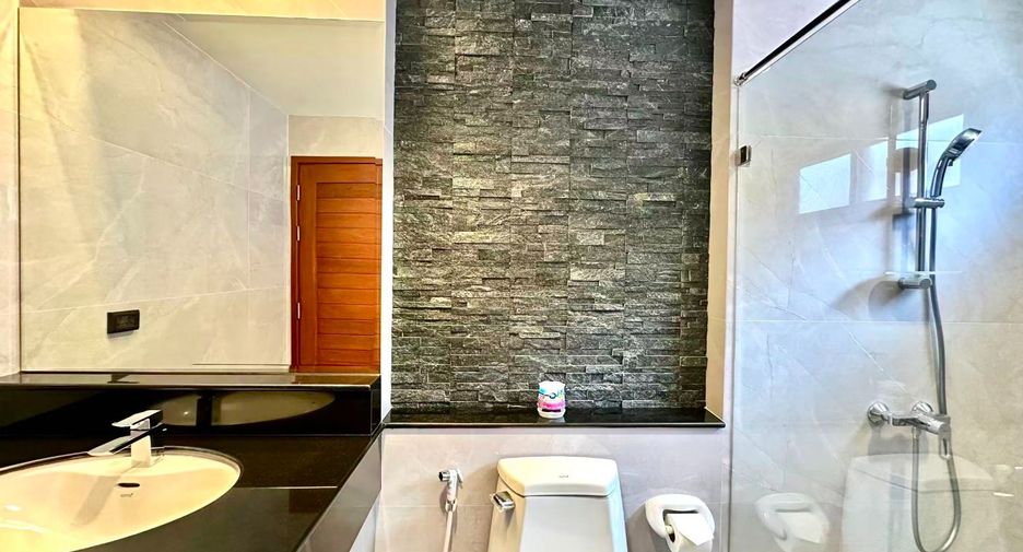 For sale 3 bedrooms house in Huay Yai, Pattaya