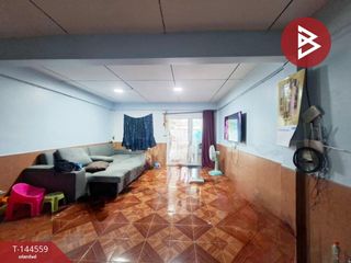 For sale 3 bedrooms townhouse in Mueang Samut Prakan, Samut Prakan