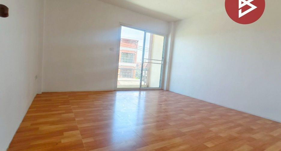 Gewerbefläche zum Kauf mit 3 Zimmer in Krathum Baen, Samut Sakhon