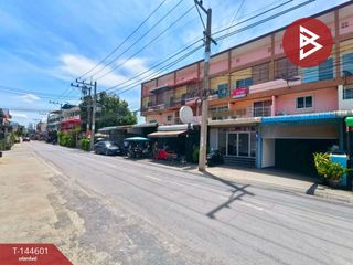 Gewerbefläche zum Kauf mit 3 Zimmer in Krathum Baen, Samut Sakhon