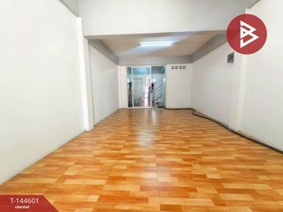 Gewerbefläche zum Kauf mit 3 Zimmer in Krathum Baen, Samut Sakhon
