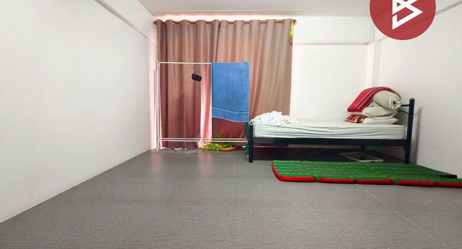 Gewerbefläche zum Kauf mit 3 Zimmer in Krathum Baen, Samut Sakhon
