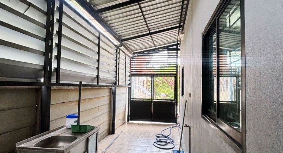 For sale 4 bedrooms retail Space in Ban Pong, Ratchaburi