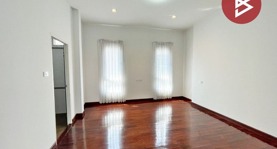 For sale 5 bedrooms house in Mueang Khon Kaen, Khon Kaen