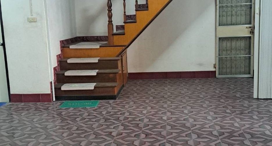 For sale 5 bedrooms townhouse in Bang Bon, Bangkok