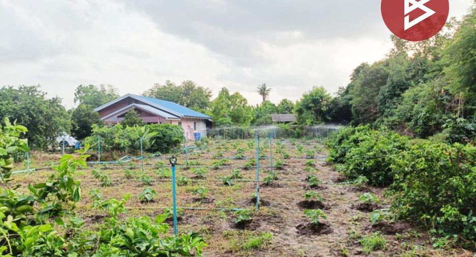 Haus zum Kauf mit 1 Zimmer in Mueang Nakhon Pathom, Nakhon Pathom