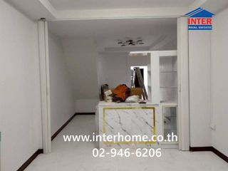 For sale 2 bedrooms townhouse in Lam Luk Ka, Pathum Thani
