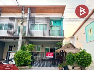 Casa adosada en venta de 3 habitaciones en Mueang Chon Buri, Chonburi