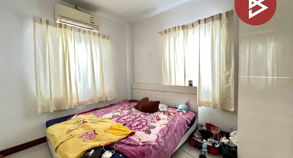 Casa adosada en venta de 3 habitaciones en Mueang Chon Buri, Chonburi