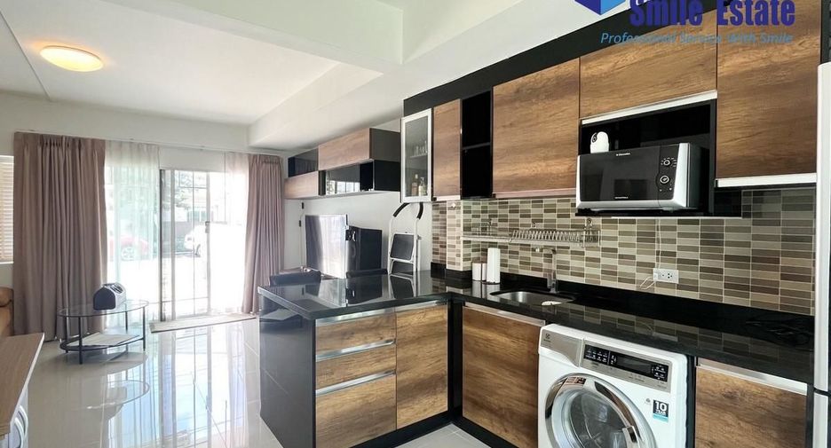 À vendre 2 chambres maison de ville à Bang Phli, Samut Prakan