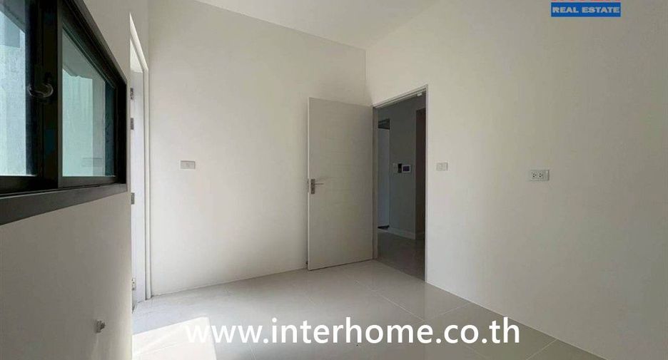 Haus zum Kauf mit 4 Zimmer in Bang Phli, Samut Prakan