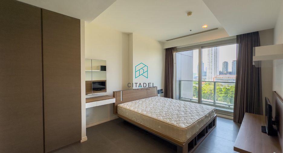 For sale 1 Beds condo in Sathon, Bangkok