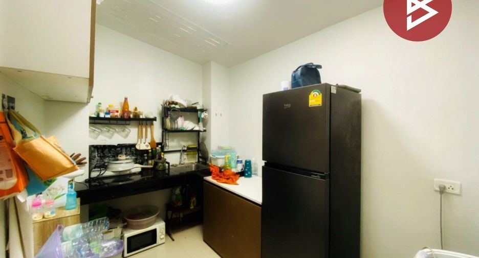 For sale 2 bedrooms townhouse in Mueang Samut Sakhon, Samut Sakhon