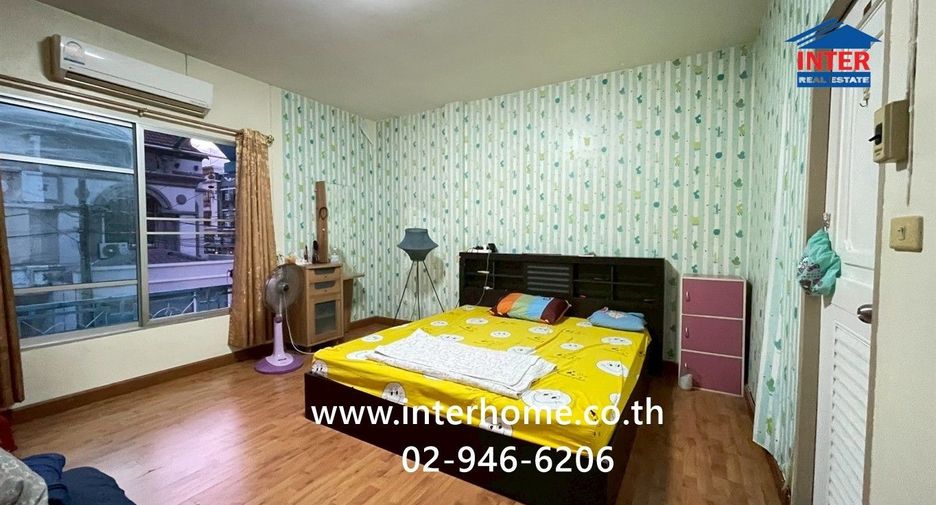 Reihenhaus zum Kauf mit 3 Zimmer in Min Buri, Bangkok