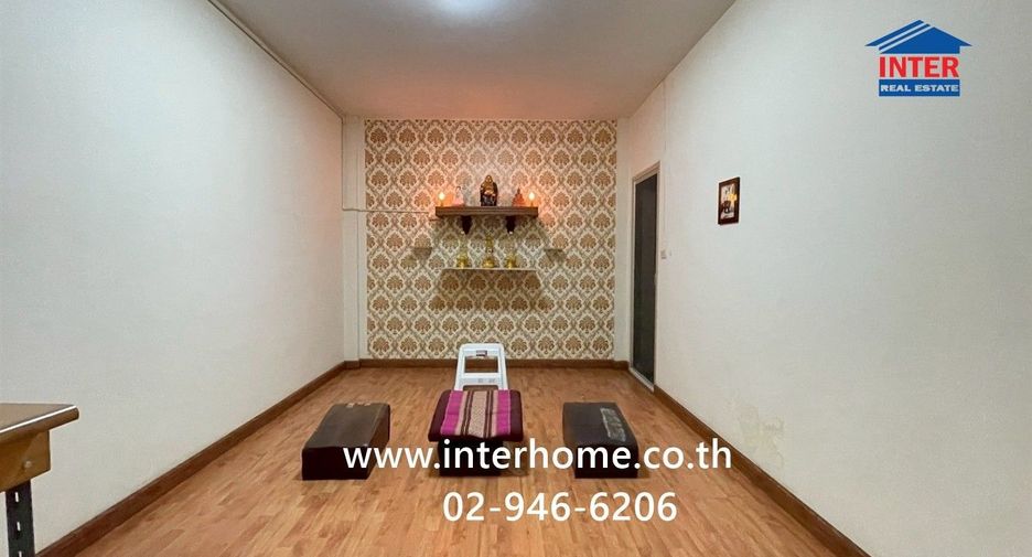 Reihenhaus zum Kauf mit 3 Zimmer in Min Buri, Bangkok