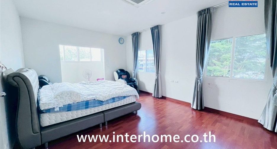 For sale 3 bedrooms house in Bang Phli, Samut Prakan