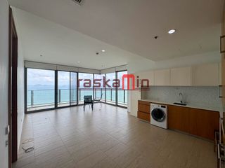 For rent 3 bedrooms condo in Bang Lamung, Chonburi
