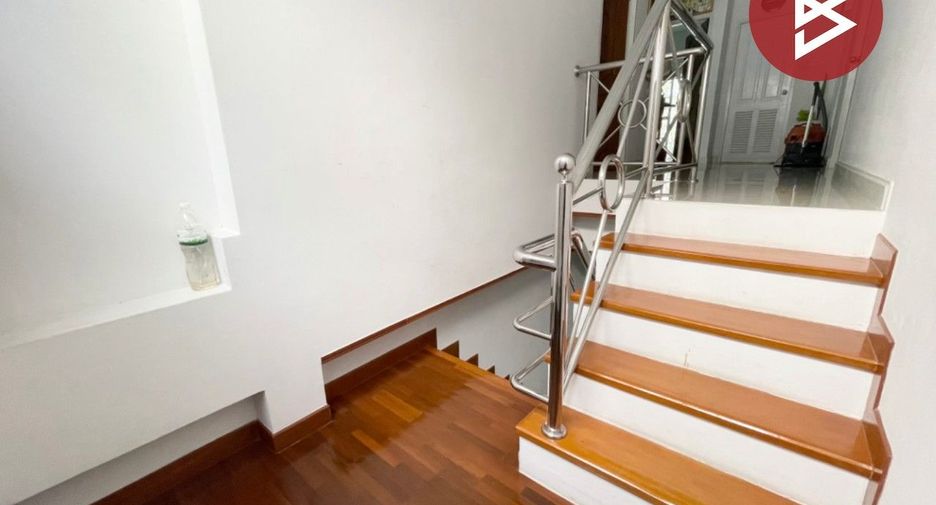 For sale 4 bedrooms house in Mueang Chon Buri, Chonburi