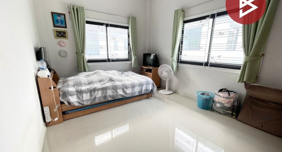 For sale 4 bedrooms house in Mueang Chon Buri, Chonburi