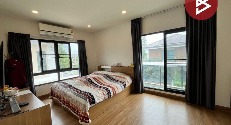 Casa en venta de 4 habitaciones en Pak Kret, Nonthaburi