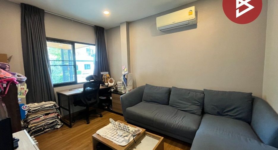 Casa en venta de 4 habitaciones en Pak Kret, Nonthaburi