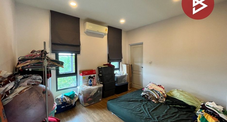 Casa en venta de 4 habitaciones en Pak Kret, Nonthaburi