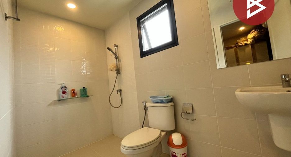 Casa en venta de 4 habitaciones en Pak Kret, Nonthaburi