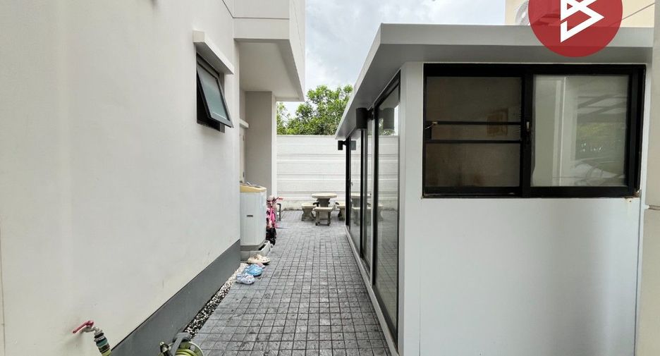 Casa en venta de 4 habitaciones en Pak Kret, Nonthaburi
