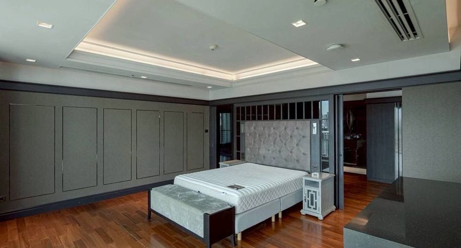 For rent and for sale 3 bedrooms condo in Pathum Wan, Bangkok