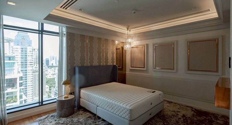 For rent and for sale 3 bedrooms condo in Pathum Wan, Bangkok