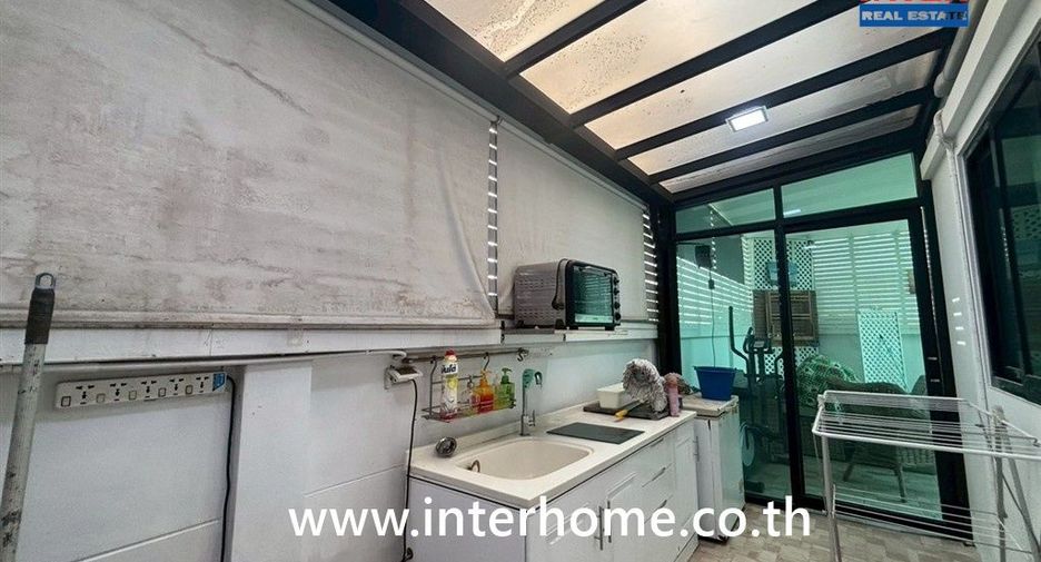 For sale 3 bedrooms house in Lam Luk Ka, Pathum Thani