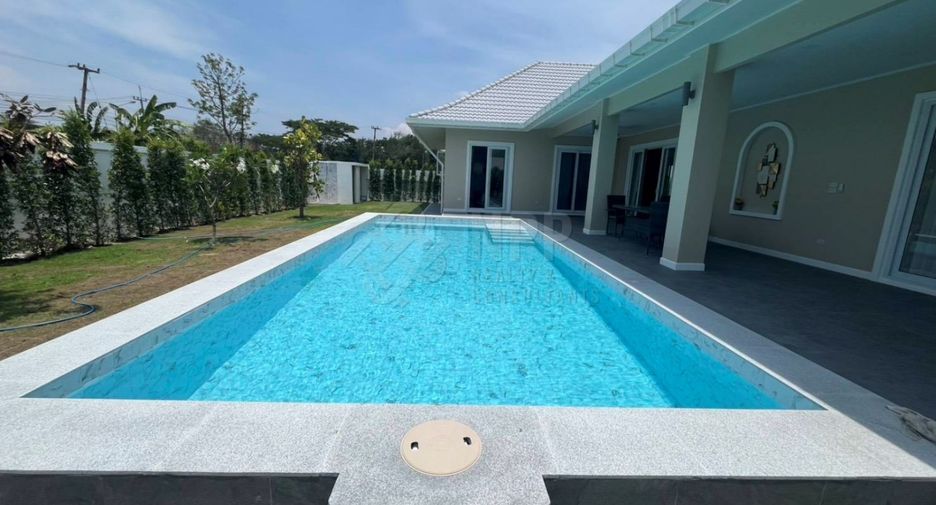 For sale 3 bedrooms house in Hua Hin, Prachuap Khiri Khan