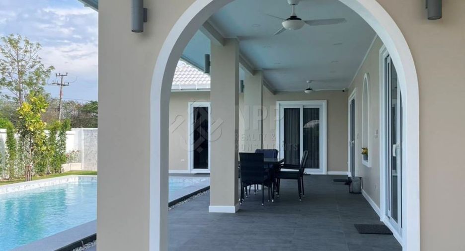 For sale 3 bedrooms house in Hua Hin, Prachuap Khiri Khan