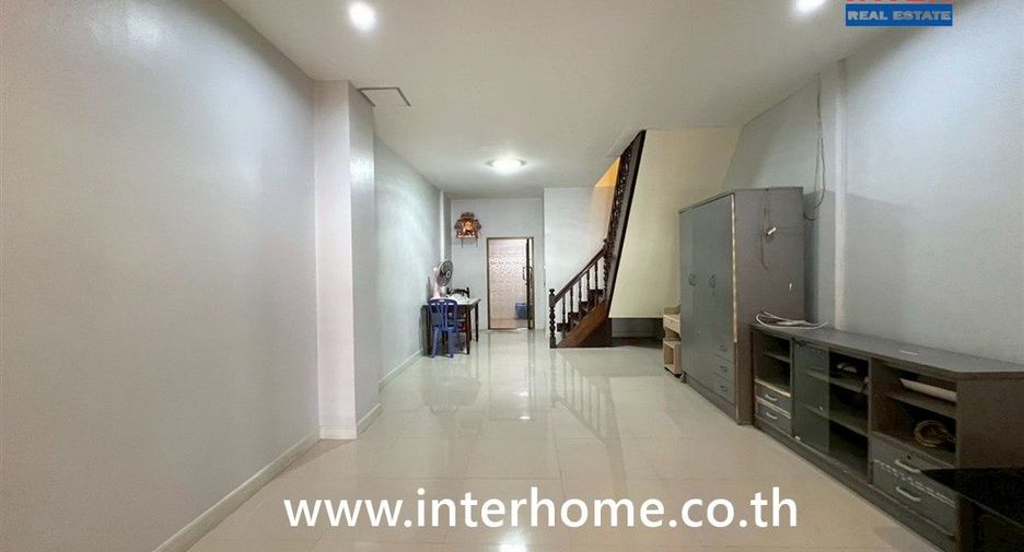 For sale 2 bedrooms townhouse in Bueng Kum, Bangkok