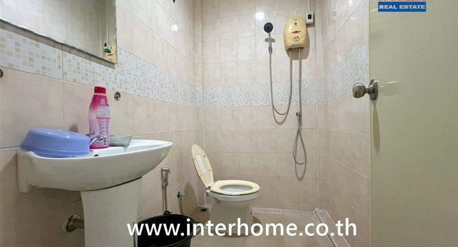 For sale 2 bedrooms townhouse in Bueng Kum, Bangkok
